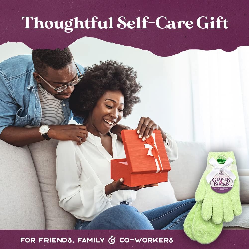 Aloe Socks and Gloves Set Moisturizing